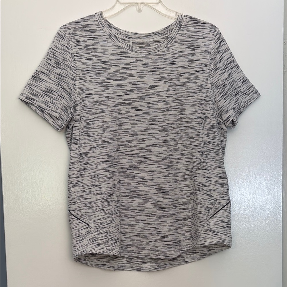 LULULEMON TOP
